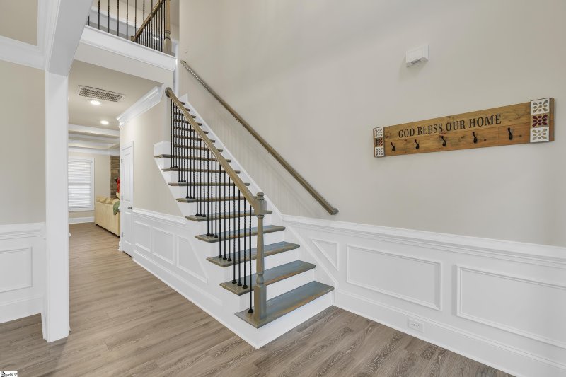 Property image 5 at 200 Spring Garden Way, Simpsonville, SC 29681