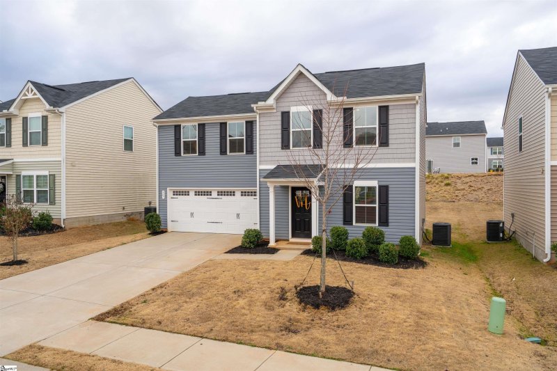 Property image 2 at 307 Maplestead Farms Court, Greenville, SC 29617