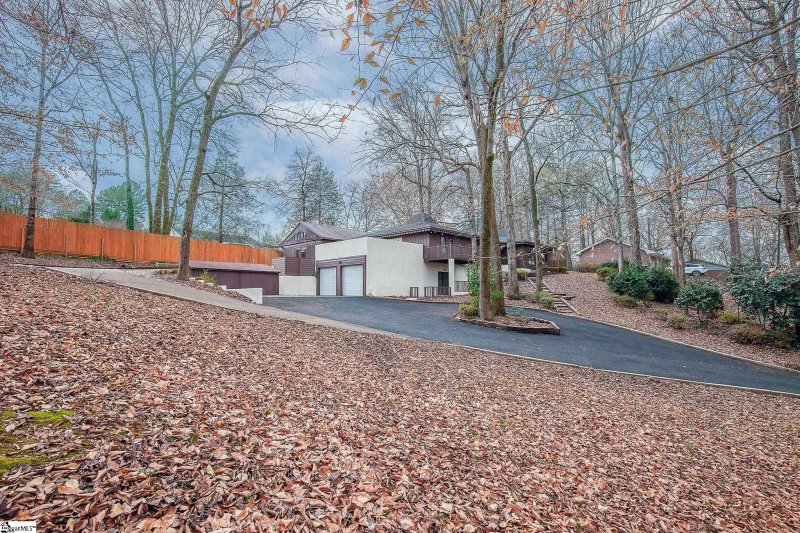 Property image 5 at 15 Riverview Drive, Greenville, SC 29611-6549