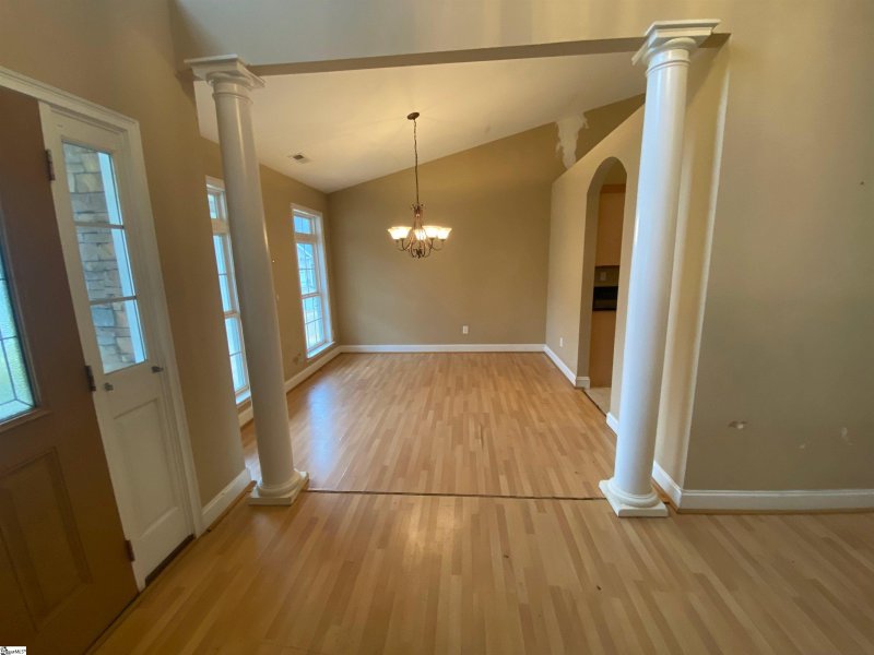 Property image 4 at 18 Southern Height Drive, Greenville, SC 29607-5373