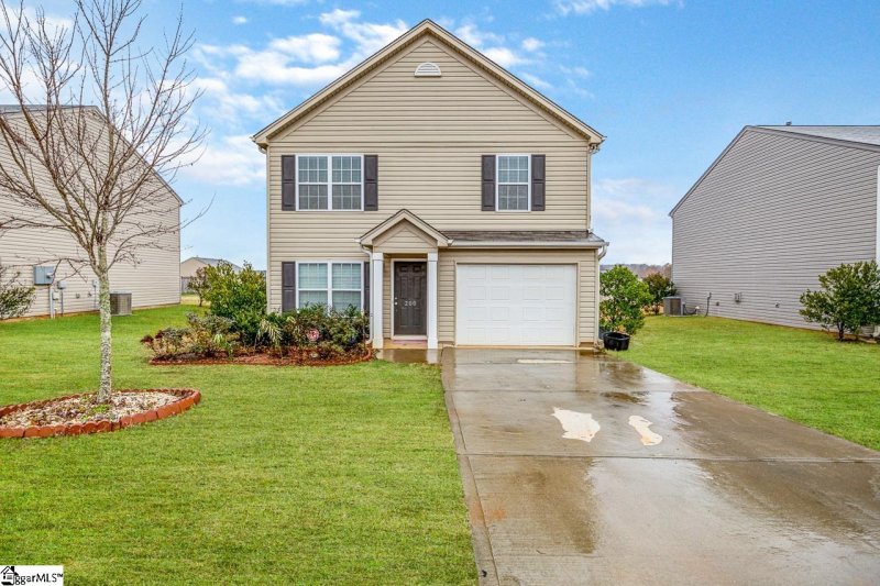 Property image 5 at 200 Charterhouse Avenue, Piedmont, SC 29673