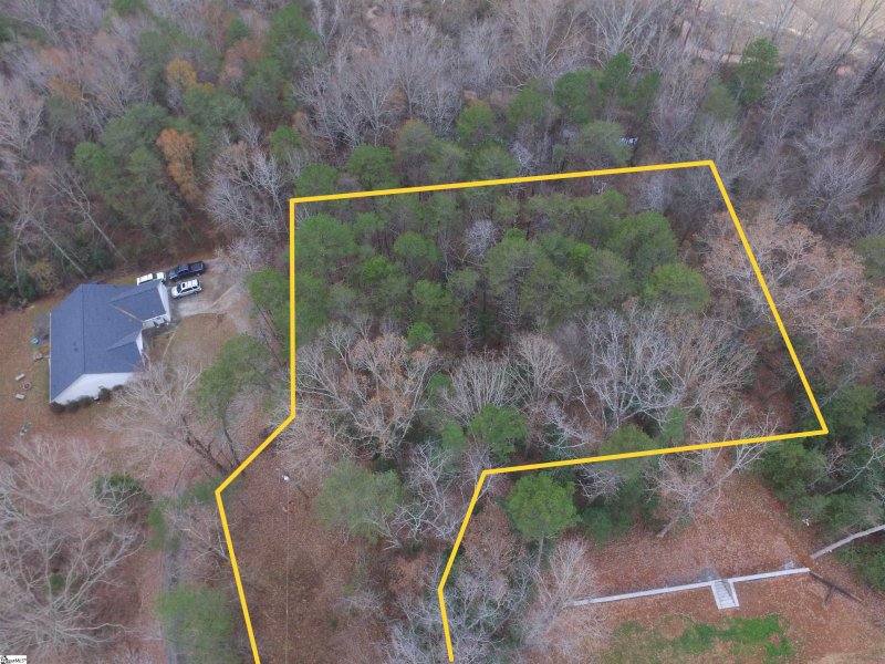 Property image 2 at 118 Coachman Lane, Greer, SC 29651