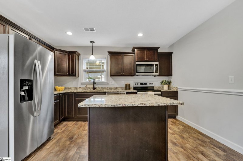 Property image 2 at 329 Trail Crossing Lane, Inman, SC 29349