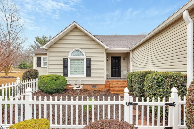 Property image 4 at 503 Hampton Road, Liberty, SC 29657-9294