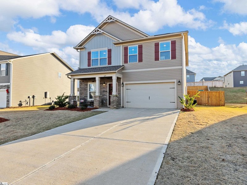 Property image 3 of 625 Grantleigh Drive in Wilson Farms, Duncan, SC 29334-8120