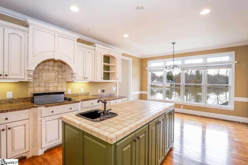 Property image 3 at 207 Four Lakes Drive, Easley, SC 29642