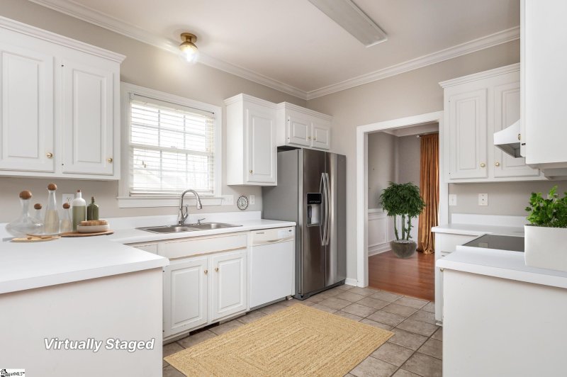 Property image 3 at 4 Mountain Side Way, Greenville, SC 29609