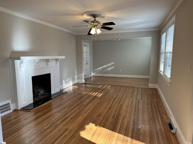 Property image 2 at 21 N Park Drive, Greenville, SC 29609