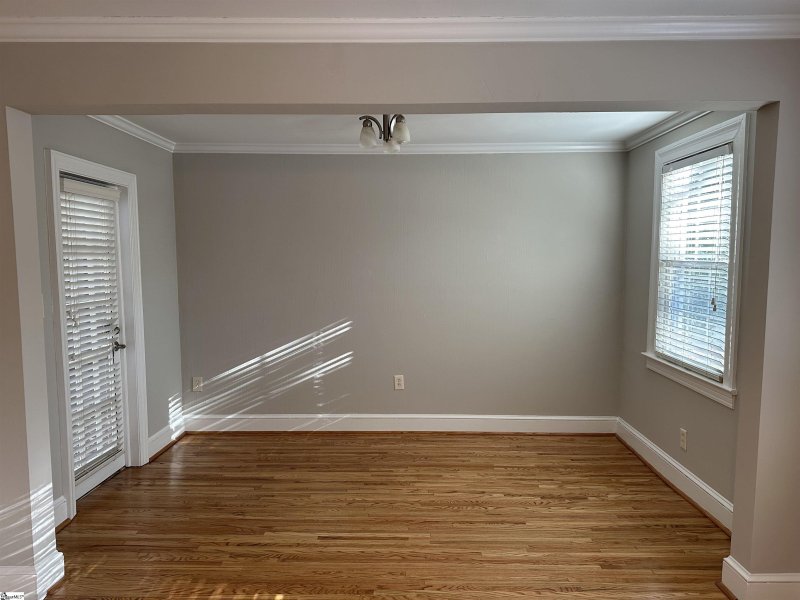 Property image 4 at 21 N Park Drive, Greenville, SC 29609