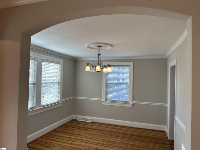 Property image 5 at 21 N Park Drive, Greenville, SC 29609