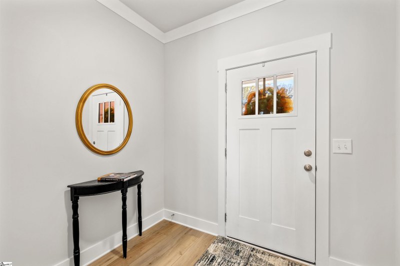 Property image 4 at 9 Mardale Lane, Greenville, SC 29609