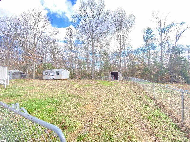 Property image 3 at 109 Country Walk Lane, Simpsonville, SC 29680