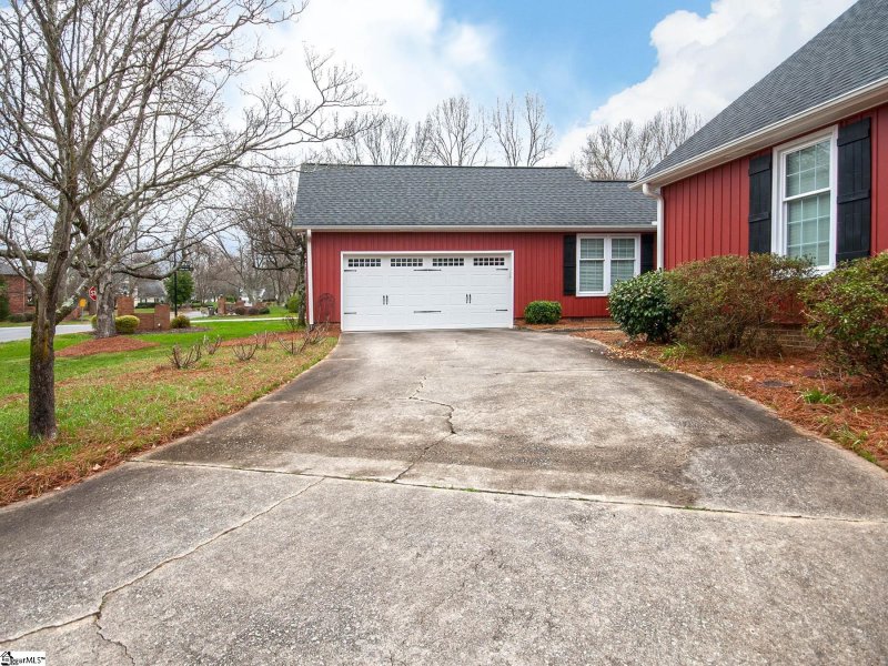 Property image 3 at 1214 Plantation Drive, Simpsonville, SC 29681