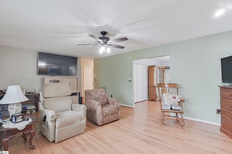 Property image 5 at 202 Stonegate Road, Simpsonville, SC 29681-2959