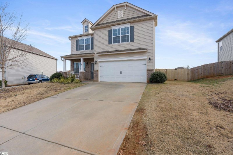 Property image 3 at 305 Hartleigh Drive, Lyman, SC 29365