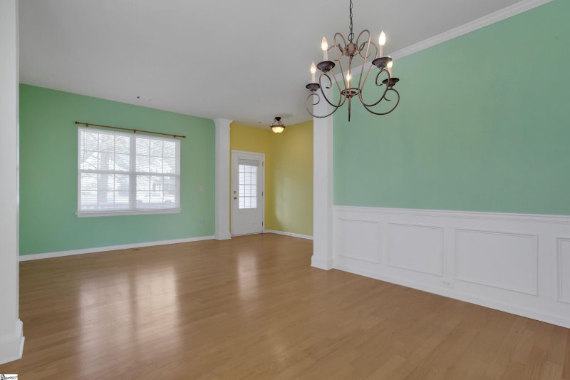 Property image 2 at 17 Evonvale Court, Greenville, SC 29605-5978