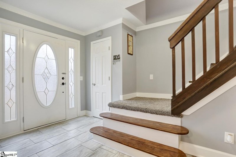 Property image 3 at 406 Holly Road, Taylors, SC 29687