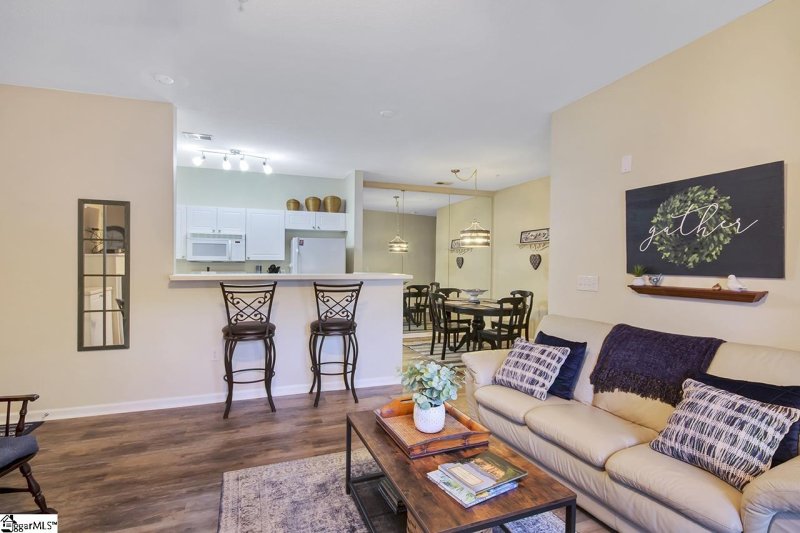 Property image 2 at 604 McKenna Circle, Greenville, SC 29615