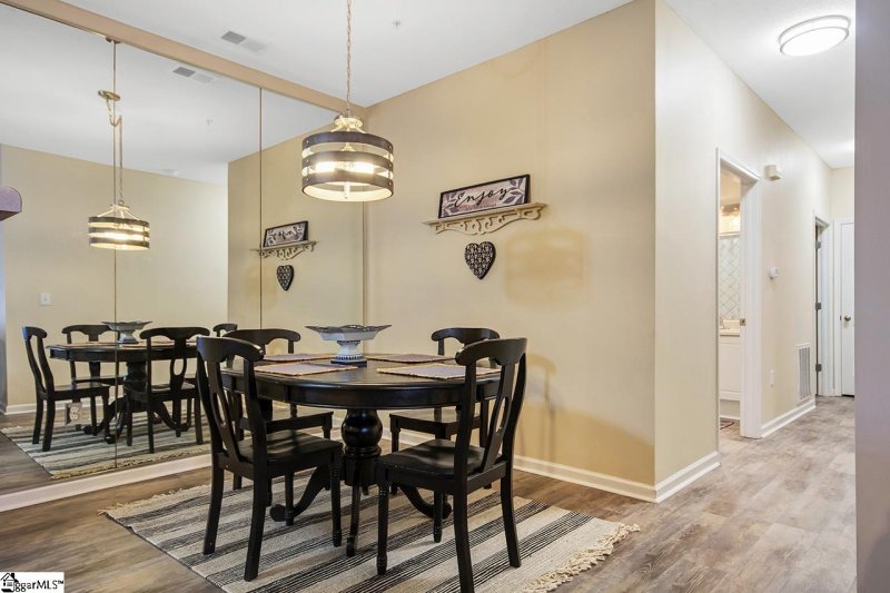 Property image 4 at 604 McKenna Circle, Greenville, SC 29615