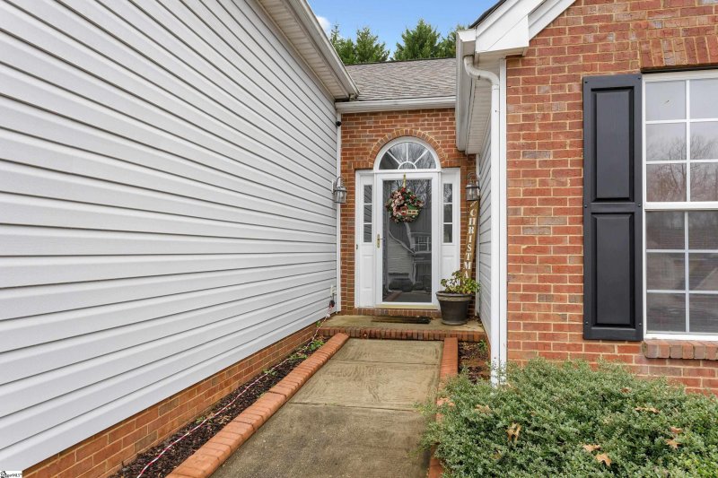 Property image 2 at 123 Northcliff Way, Greenville, SC 29617