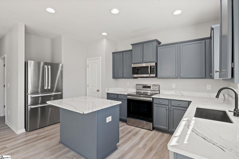 Property image 5 at 24 Duxbury Lane, Easley, SC 29642