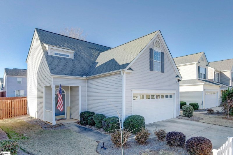 Property image 2 at 209 Whaleback Drive, Simpsonville, SC 29681