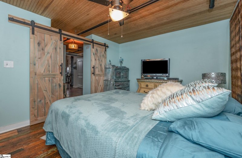 Property image 5 at 300 South Street, Simpsonville, SC 29681