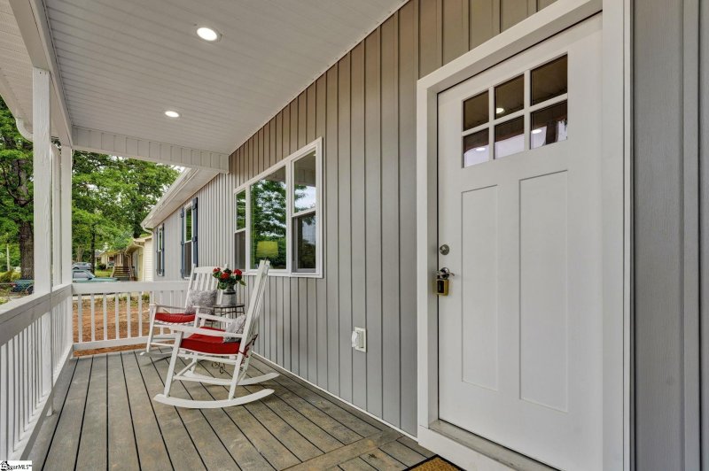 Property image 3 at 500 Forrester Drive, Greenville, SC 29607