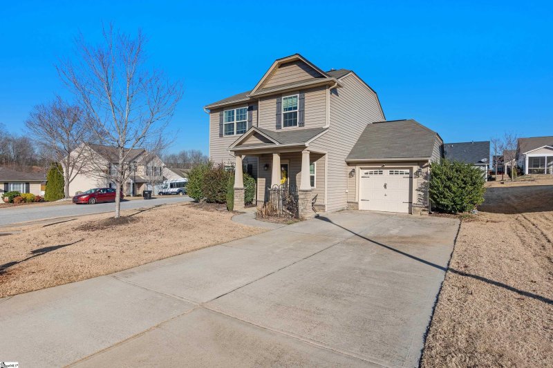 Property image 3 at 1 Burge Court, Simpsonville, SC 29681