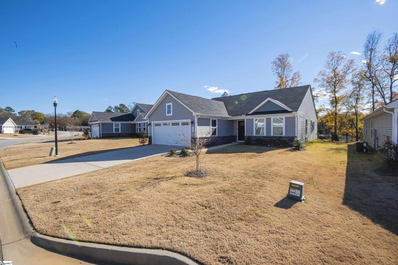 Property image 2 at 523 Olivia Springs Drive, Spartanburg, SC 29302