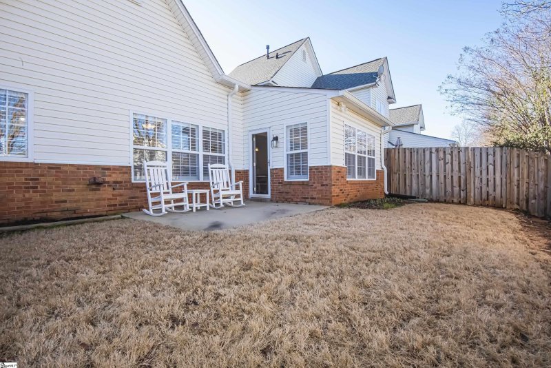 Property image 4 at 665 Ivybrooke Avenue, Greenville, SC 29615