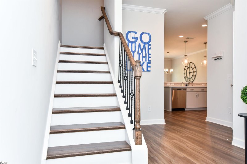 Property image 3 at 105 Wakeview Way, Anderson, SC 29625