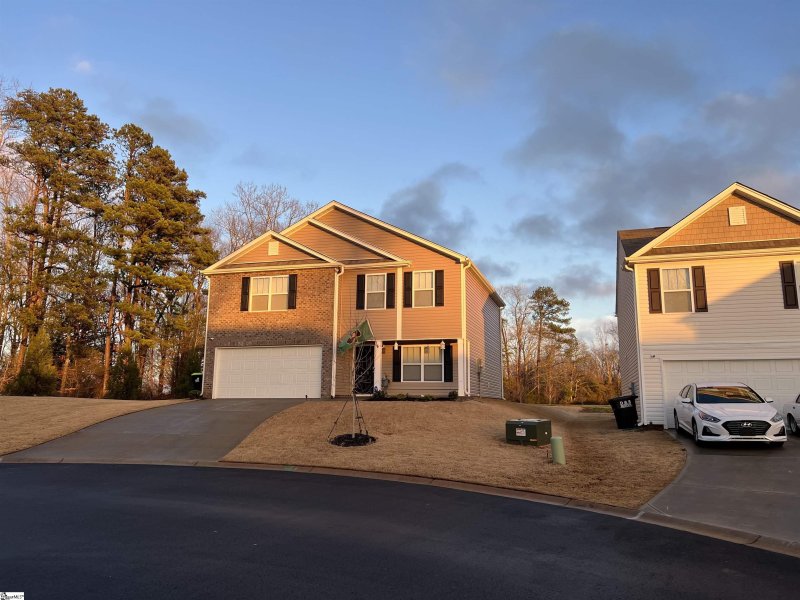 Property image 3 at 412 Sweetgrass Lane, Piedmont, SC 29673