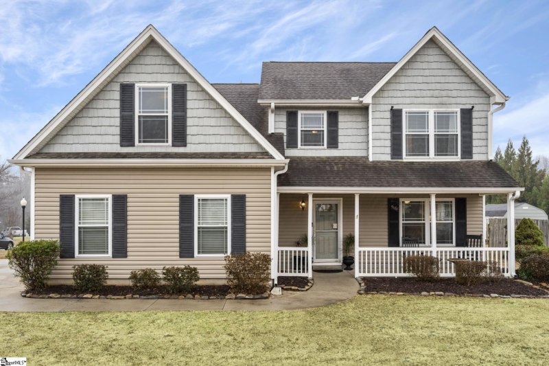 Property image 2 at 100 Long Pond Court, Greer, SC 29651