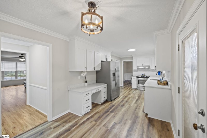 Property image 5 at 404 Holly Tree Lane, Simpsonville, SC 29681