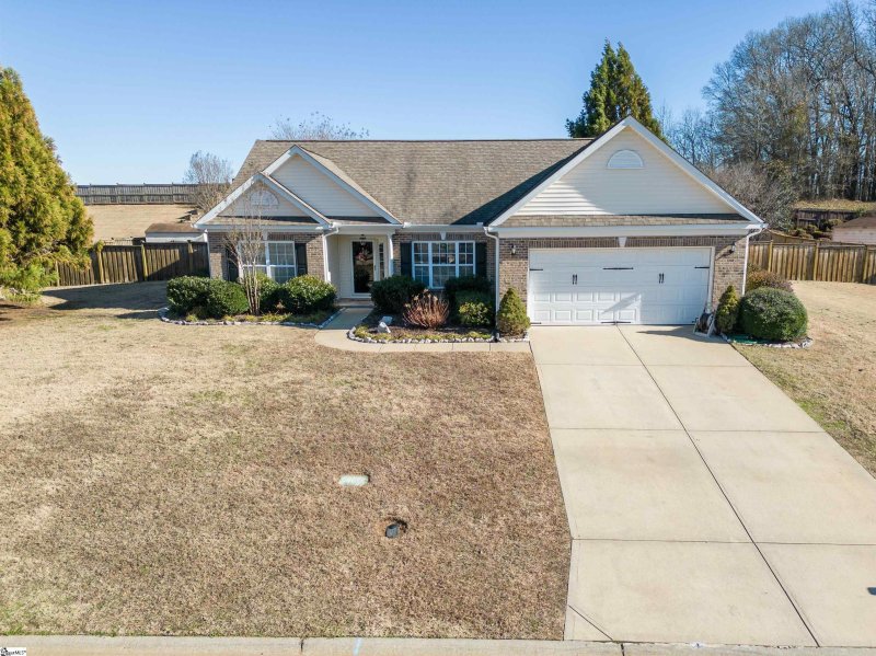 Property image 2 at 563 Carey Drive, Greer, SC 29651