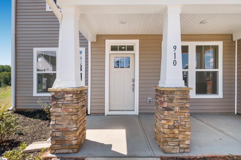 Property image 3 at 910 Wild Pine Court, Duncan, SC 29334