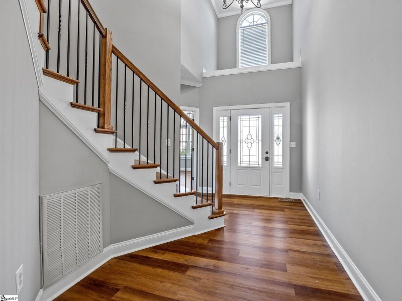 Property image 3 at 424 Winding Brook Court, Greenville, SC 29617