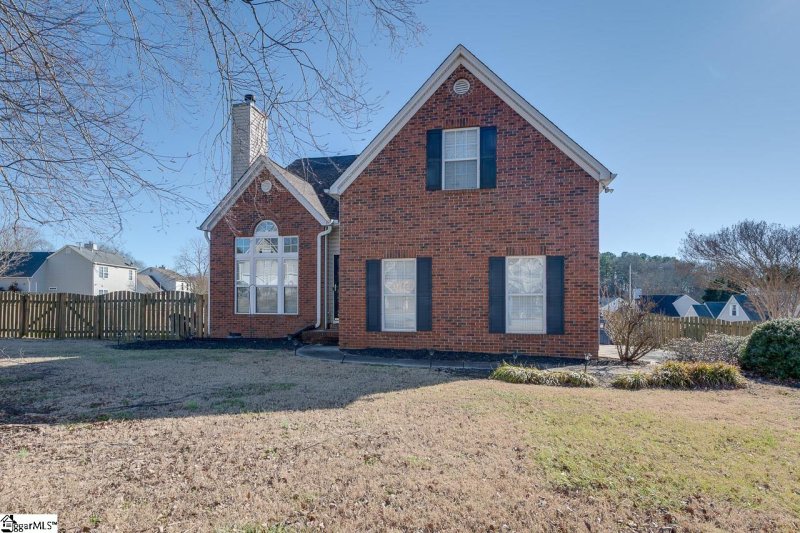 Property image 2 at 203 Bramford Way, Simpsonville, SC 29680