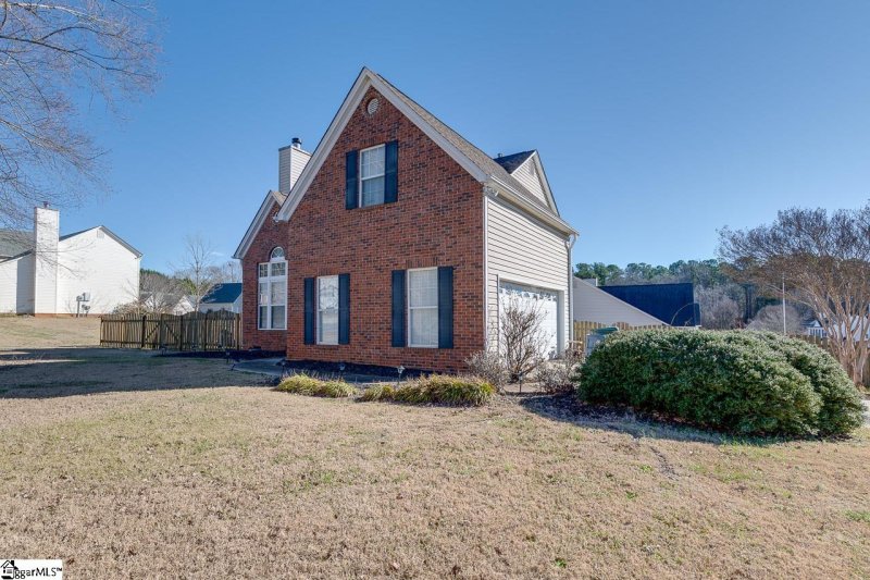 Property image 4 at 203 Bramford Way, Simpsonville, SC 29680