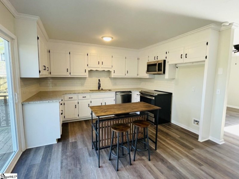 Property image 4 at 104 middleton Lane, Greenville, SC 29607