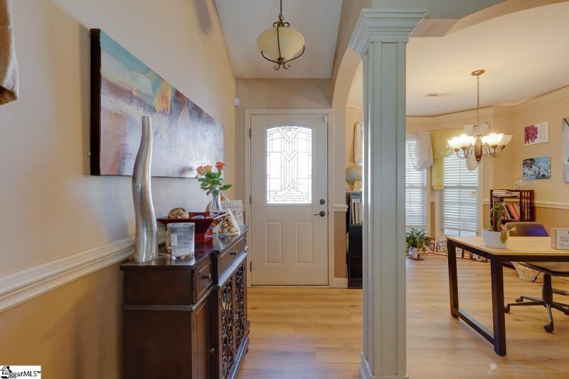 Property image 3 at 213 Dellwood Drive, Spartanburg, SC 29301