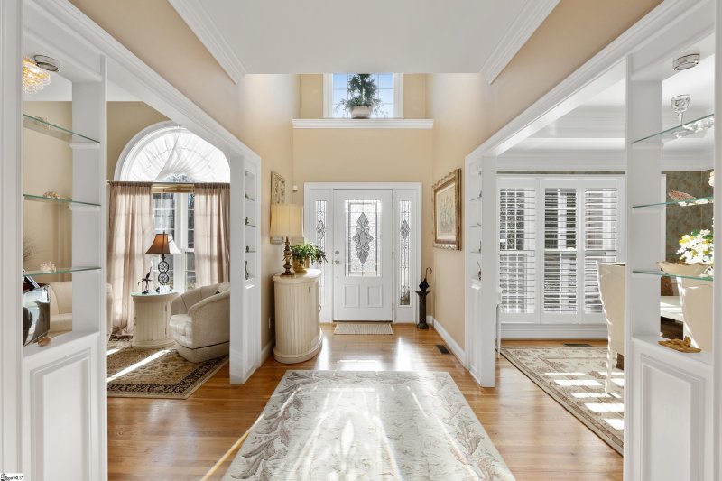 Property image 4 at 2 Kirkwall Court, Simpsonville, SC 29681