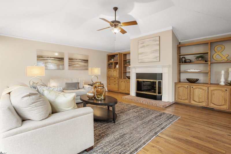 Property image 4 at 21 Darien Way, Greenville, SC 29615