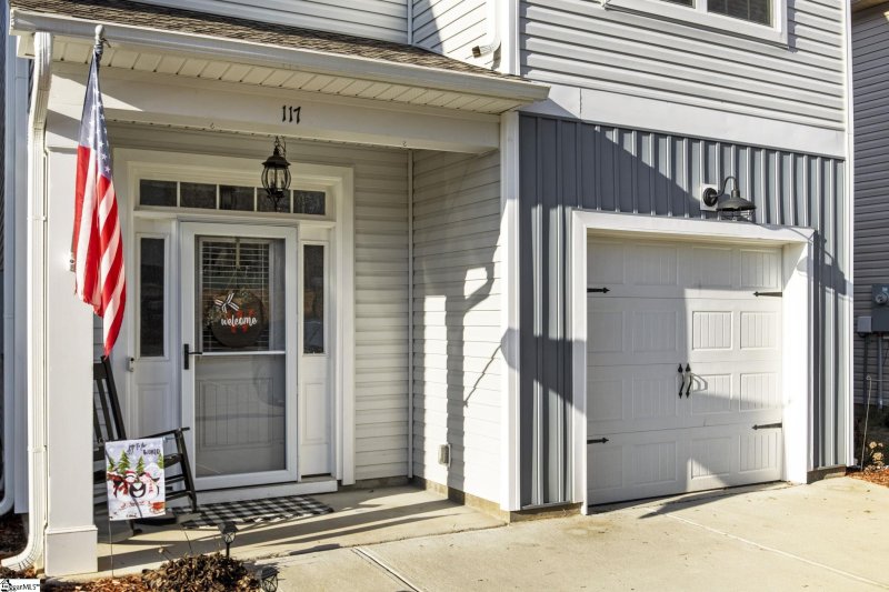 Property image 2 at 117 Wheaton Court, Simpsonville, SC 29680