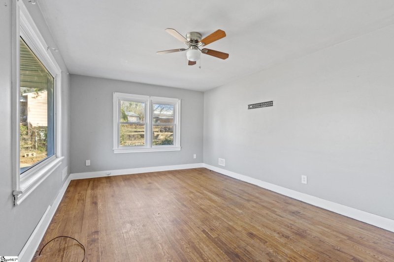 Property image 4 at 11 Prosperity Court, Greenville, SC 29605