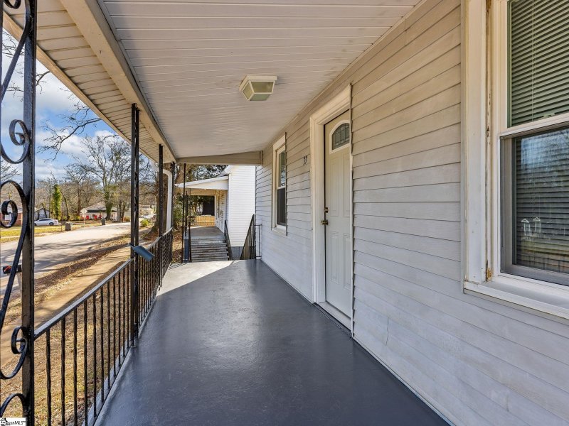 Property image 4 at 33 Jones Street, Greenville, SC 29611