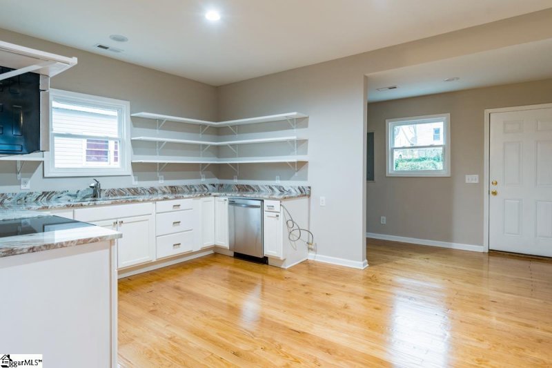 Property image 5 at 31 Jones Street, Greenville, SC 29611