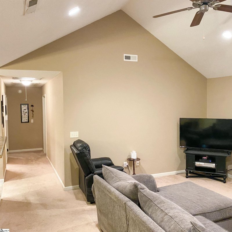 Property image 4 at 109 Albus Drive, Wellford, SC 29385