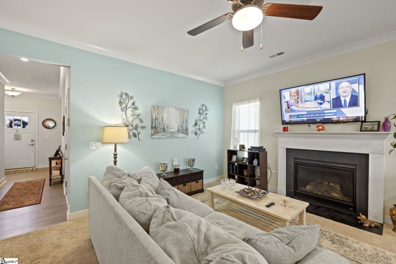 Property image 3 at 136 Roseridge Drive, Simpsonville, SC 29681